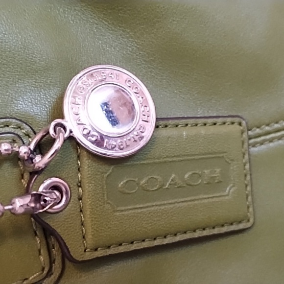 Coach 💚 Leather Grass Green Bag - Picture 3 of 16